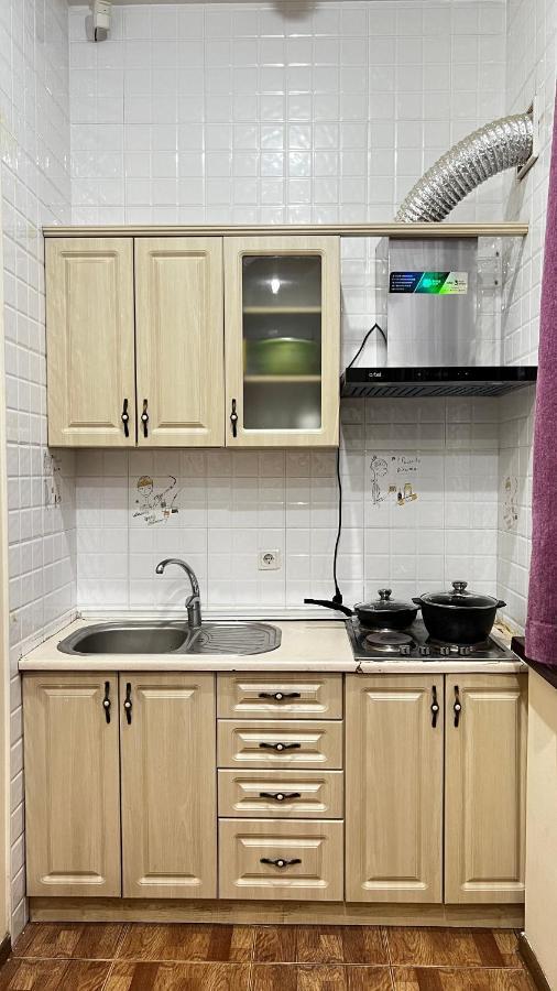 Hayot Hostel Tasjkent Buitenkant foto