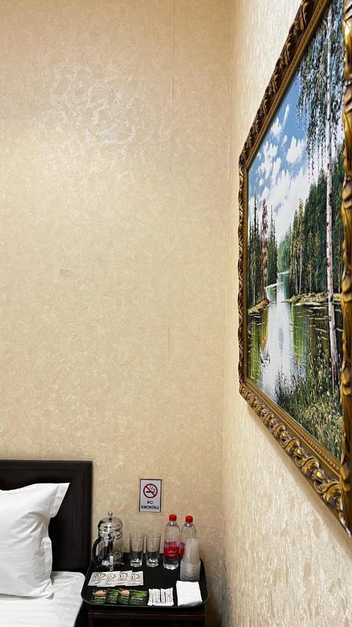 Hayot Hostel Tasjkent Buitenkant foto