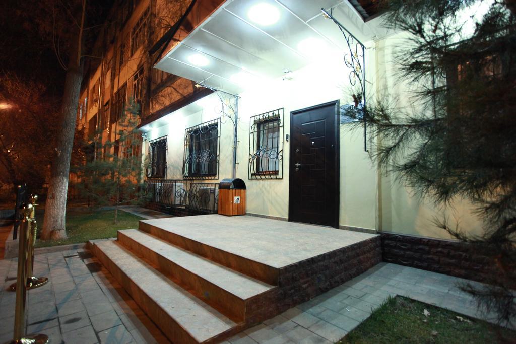 Hayot Hostel Tasjkent Buitenkant foto